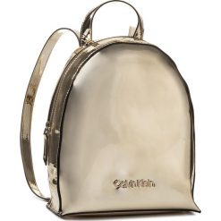 Plecak CALVIN KLEIN - Ck Must Psp20 Sml Backpack M K60K606192 0F4. Żółte plecaki damskie Calvin Klein, bez wzorów, ze skóry ekologicznej, klasyczne. Za 539,00 zł.