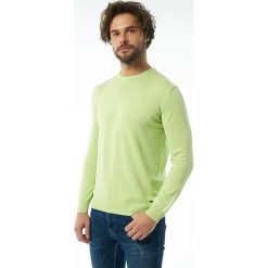 Jimmy Sanders sweter męski 19W M jasnozielony. Zielone swetry męskie Jimmy Sanders, m, bez wzorów, bez kołnierzyka, bez kaptura. Za 179,00 zł.