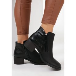 Czarne Matowe Botki On Your Mind. Czarne botki damskie Born2be, bez obcasa, na obcasie, bez zapięcia. Za 139,99 zł.
