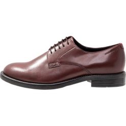 Vagabond AMINA Oksfordki bordo. Czerwone jazzówki damskie Vagabond, z materiału. Za 419,00 zł.