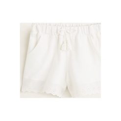 Mango Kids - Szorty dziecięce Sara 110-164 cm. Różowe spodenki dziewczęce Mango Kids, z haftami, z bawełny, casualowe. W wyprzedaży za 29,90 zł.