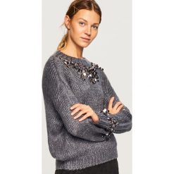 Sweter z aplikacjami - Szary. Szare swetry klasyczne damskie marki DOMYOS, z bawełny. Za 79,99 zł.