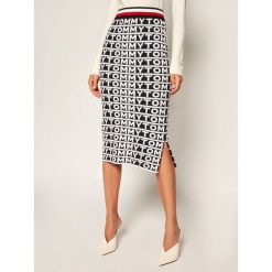 Spódnica ołówkowa TOMMY HILFIGER Nanou WW0WW28199. Niebieskie spódniczki damskie TOMMY HILFIGER, m, bez wzorów, midi, ołówkowe. Za 649,00 zł.