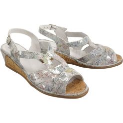 COMFORTABEL 710945-0 bunt, sandały damskie. Sandały damskie Comfortabel, bez wzorów, ze skóry, bez obcasa, bez zapięcia. W wyprzedaży za 239,90 zł.