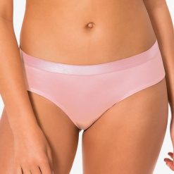 Figi francuskie Patricia Pink. Różowe majtki damskie Dorina, bez wzorów, z bawełny. Za 46,99 zł.