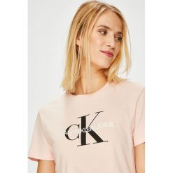 Calvin Klein Jeans - Top. Szare topy damskie Calvin Klein Jeans, m, z nadrukiem, z bawełny, z okrągłym kołnierzem. Za 199,90 zł.