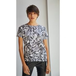 Medicine - Top by Dark Ashes, Halloween. Czarne bluzki damskie marki MEDICINE, s, bez wzorów, z bawełny, casualowe, z okrągłym kołnierzem, z krótkim rękawem. Za 59,90 zł.