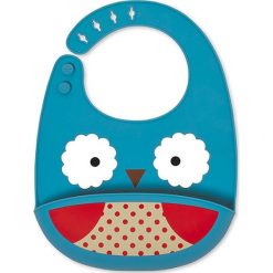 Śliniaczek "Owl" w kolorze niebieskim - (D)26 x (S)28 cm. Niebieskie śliniaki Skip Hop, bez wzorów, z materiału. W wyprzedaży za 47,95 zł.
