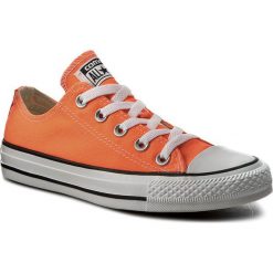 Trampki CONVERSE - Ctas Ox 155736C Hyper Orange. Pomarańczowe półbuty damskie marki Converse, bez wzorów, z gumy, bez obcasa, na płaskiej podeszwie, bez zapięcia. W wyprzedaży za 199,00 zł.