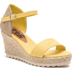 Espadryle REFRESH - 69829 Amarillo. Żółte espadryle damskie Refresh, bez wzorów, ze skóry ekologicznej, bez obcasa, na obcasie. W wyprzedaży za 129,00 zł.