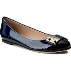 Baleriny FURLA - Metropolis 872210 S Y916 X70 Navy B. Niebieskie baleriny damskie Furla, z aplikacjami, ze skóry, eleganckie, bez obcasa, na obcasie, bez zapięcia. Za 850,00 zł.