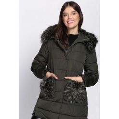 Ciemnozielona Kurtka Wildest Dreams. Zielone kurtki damskie zimowe Born2be, l. Za 154,99 zł.