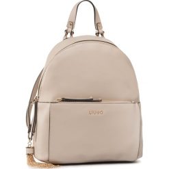 Plecak LIU JO - M Backpack NA0092 E0007 Neutro 51308. Brązowe plecaki damskie Liu Jo, bez wzorów, ze skóry ekologicznej, eleganckie, bez dodatków. W wyprzedaży za 359,00 zł.