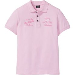 Shirt polo z nadrukiem bonprix jasnoróżowy. Różowe koszulki męskie bonprix, s, z nadrukiem, z bawełny, bez rękawów. Za 44,99 zł.