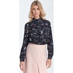 Elegancka Bluzka Koszulowa z Okrągłym Kołnierzykiem - Wzór Ecru. Szare bluzki damskie marki Molly.pl, s, eleganckie, z okrągłym kołnierzem, z długim rękawem. Za 121,90 zł.