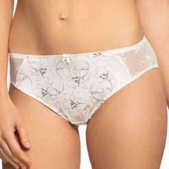 Figi Kathy z kwiatowym nadrukiem. Majtki damskie Gaia, z nadrukiem, z bawełny. Za 46,99 zł.