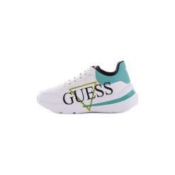 Buty Guess FL5MILELE12. Białe trampki i tenisówki damskie marki Guess, z aplikacjami, bez zapięcia. Za 496,82 zł.