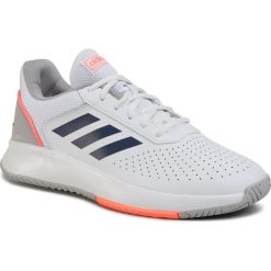 Buty adidas - Courtsmash EG4375 Ftwwht/Tecind/Sigcor. Białe buty sportowe męskie Adidas, ze skóry ekologicznej, bez zapięcia, tenisowe. Za 229,00 zł.