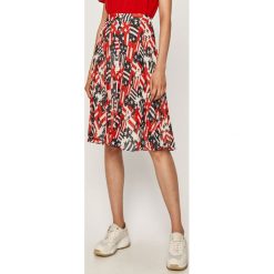 Tommy Jeans - Spódnica. Spódniczki damskie Tommy Jeans, na co dzień, s, bez wzorów, z poliesteru, casualowe, z podwyższonym stanem, midi, rozkloszowane. Za 449,90 zł.