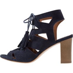 Sandały damskie: Andre THEIA Sandały z cholewką blue navy