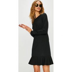 Calvin Klein - Sukienka. Czarne sukienki damskie Calvin Klein, na co dzień, bez wzorów, z elastanu, casualowe, z okrągłym kołnierzem, bez rękawów, mini, rozkloszowane. W wyprzedaży za 629,90 zł.
