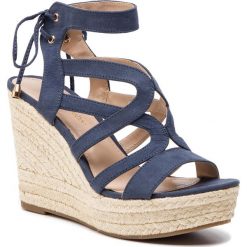 Espadryle DEEZEE - LS4514-15 Denim. Niebieskie espadryle damskie DeeZee, z aplikacjami, ze skóry ekologicznej, bez obcasa, na obcasie. W wyprzedaży za 59,98 zł.