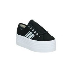 Buty Victoria 1105100. Czarne trampki i tenisówki damskie Victoria, bez wzorów, bez zapięcia. Za 263,33 zł.