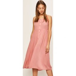 Vero Moda - Sukienka. Różowe sukienki damskie Vero Moda, na co dzień, s, bez wzorów, z wiskozy, bez kołnierzyka, bez rękawów, proste. W wyprzedaży za 69,90 zł.