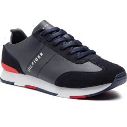 Sneakersy TOMMY HILFIGER - Leather Material Mix Runner FM0FM02142 Midnight 403. Niebieskie sneakersy męskie TOMMY HILFIGER, na co dzień, bez wzorów, z zamszu, klasyczne, bez zapięcia. W wyprzedaży za 409,00 zł.