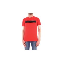 T-shirty z krótkim rękawem Trussardi 52T00241-1T001675. Czerwone t-shirty męskie Trussardi, s, bez wzorów, bez kołnierzyka, krótkie. Za 208,20 zł.