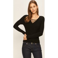 Only - Sweter. Czerwone swetry damskie ONLY, s, bez wzorów, z wiskozy, bez rękawów, bez kaptura. W wyprzedaży za 89,90 zł.