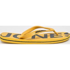 Jack & Jones - Japonki. Czerwone kapcie męskie Jack & Jones, bez wzorów, z materiału. Za 39,90 zł.