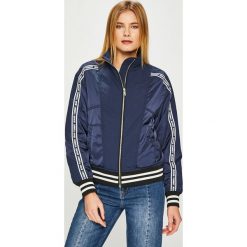 Tommy Jeans - Kurtka. Niebieskie kurtki damskie marki Tommy Jeans, s, z poliesteru. Za 799,90 zł.