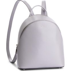 Plecak DKNY - Bryant Med Backpack R74K3010 Grey Melange GRG. Szare plecaki damskie DKNY, bez wzorów, ze skóry, klasyczne. W wyprzedaży za 899,00 zł.