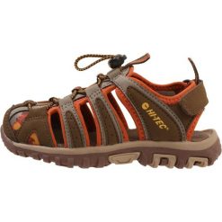 HiTec COVE Sandały trekkingowe brown/cinnamon/core gold. Brązowe sandały chłopięce marki Hi-tec, z materiału. Za 169,00 zł.