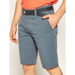 Szorty materiałowe Tommy Jeans Vintage DM0DM07932. Szare spodenki i szorty męskie Tommy Jeans, m, bez wzorów, z elastanu, vintage. W wyprzedaży za 309,00 zł.