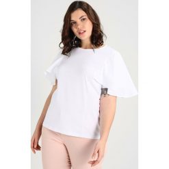 T-shirty damskie: Lost Ink Plus FRILL SLEEVES Tshirt z nadrukiem white