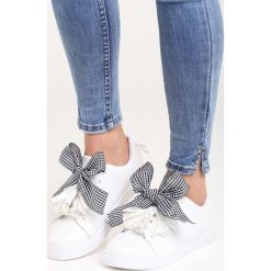 Białe Buty Sportowe Sweet Dreams. Białe buty sportowe damskie marki Born2be, z aplikacjami, na sznurówki. Za 59,99 zł.