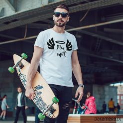 Mąż anioł męski tshirt koszulka biała. Białe koszulki męskie Pakamera, m, bez wzorów, z bawełny, bez kołnierzyka, z krótkim rękawem, krótkie. Za 85,00 zł.