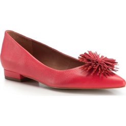 Buty damskie. Różowe baleriny damskie Wittchen, z aplikacjami, ze skóry, na niskim obcasie. W wyprzedaży za 279,92 zł.