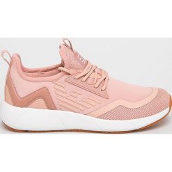 EA7 Emporio Armani - Buty. Różowe buty sportowe damskie EA7 Emporio Armani, bez wzorów, z materiału, sportowe. W wyprzedaży za 469,90 zł.