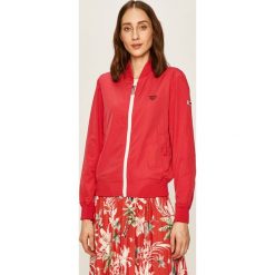 Tommy Jeans - Kurtka. Różowe kurtki damskie Tommy Jeans, s, bez wzorów, z poliesteru, krótkie. W wyprzedaży za 359,90 zł.