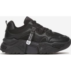 Czarne Sneakersy Touch Of Light. Czarne sneakersy damskie Renee. Za 99,99 zł.