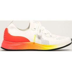 Tamaris - Buty. Białe buty sportowe damskie Tamaris, z gumy. Za 219,90 zł.