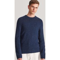 Sweter z melanżowej dzianiny - Granatowy. Niebieskie swetry męskie Reserved, s, bez wzorów, z dzianiny, bez kołnierzyka, bez kaptura. Za 99,99 zł.