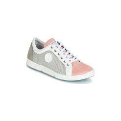 Buty Pataugas JOHANA. Szare trampki i tenisówki damskie marki Pataugas, bez wzorów, bez zapięcia. Za 609,00 zł.