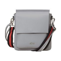 S.Oliver Panie crossbody torebkę 39.901.94.8743 0,9148 Dark SilverGrey. Torebki klasyczne damskie S.Oliver, bez wzorów, na ramię, bez dodatków. W wyprzedaży za 164,00 zł.