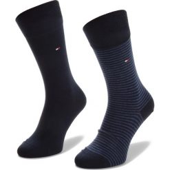 Zestaw 2 par wysokich skarpet unisex TOMMY HILFIGER - 342029001 Dark Navy 322. Niebieskie skarpetki damskie TOMMY HILFIGER, bez wzorów, z elastanu. Za 59,00 zł.