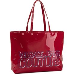 Torebka VERSACE JEANS COUTURE - E1VUBB20 71288 500. Czerwone torby damskie na zakupy Versace Jeans Couture, bez wzorów, z jeansu, bez dodatków. W wyprzedaży za 319,00 zł.