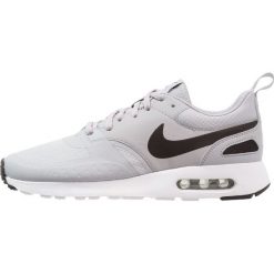 Trampki męskie: Nike Sportswear AIR MAX VISION SE Tenisówki i Trampki wolf grey/white/cool grey/black